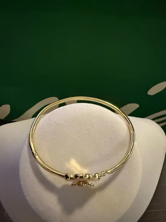 Tory Burch Gold and Cream Clover Bangle Bracelet - Picture 2 of 2
